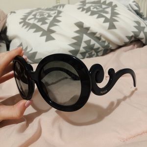 PRADA SUNGLASSES!!